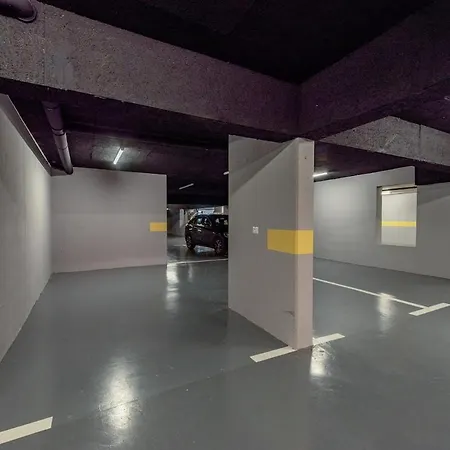 Modern With Whirlpool & Few Steps Away From The - Borik, Apartmán *